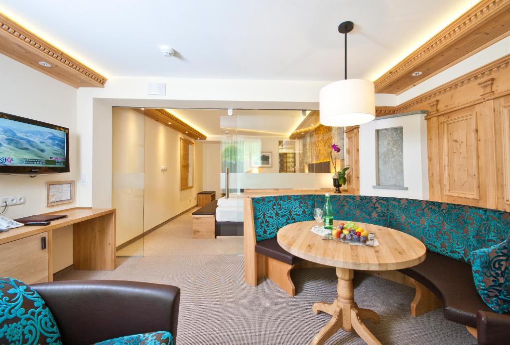 Hotel Tirol Ischgl